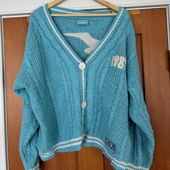 Taylor Swift 1989 Cardigan - Picture 1 of 5